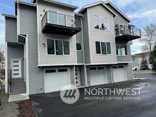 Ambuam Boulevard Sw Unit G, Burien, WA 98146