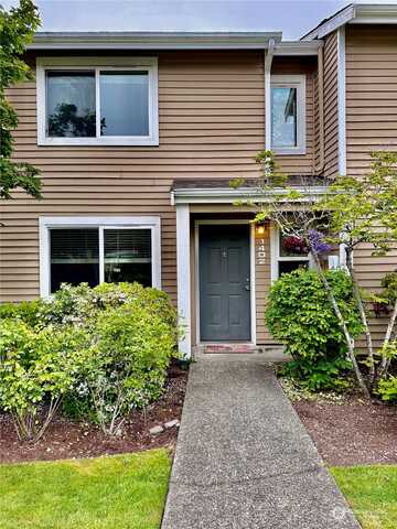 S 237Th Lane Unit 1402, Des Moines, WA 98198