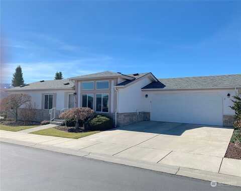 Monterey Drive Unit 4, East Wenatchee, WA 98802