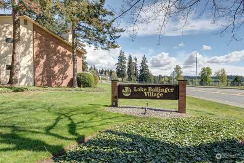 Lakeview Drive Unit A101, Mountlake Terrace, WA 98043