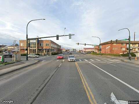 & 1301 Broadway Avenue, Everett, WA 98201