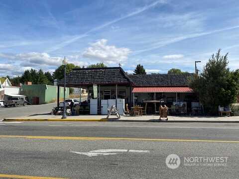 Whitcomb Ave S, Tonasket, WA 98835