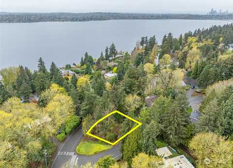 78Th Avenue Se, Mercer Island, WA 98040