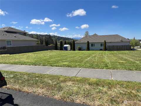 Yvette Place, Sequim, WA 98382