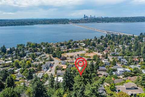 Xx 68Th Avenue Se, Mercer Island, WA 98040