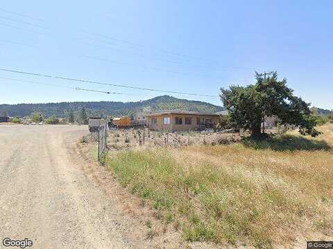Crestview Street, Sutherlin, OR 97479