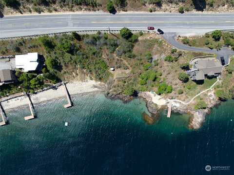 S Lakeshore Road, Chelan, WA 98816