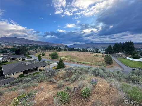 Horse Lake Road, Wenatchee, WA 98801