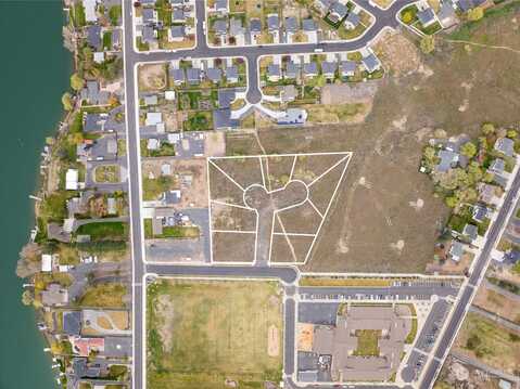 W Muriel Lane, Moses Lake, WA 98837