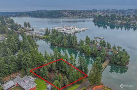 Shaw Island Way, Bremerton, WA 98312