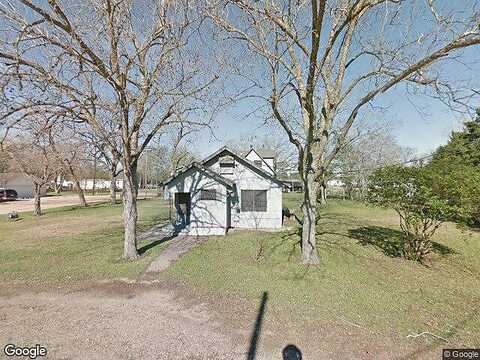 E Hillje St, EL CAMPO, TX 77437