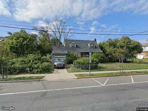 Woodfield, ROCKVILLE CENTRE, NY 11570