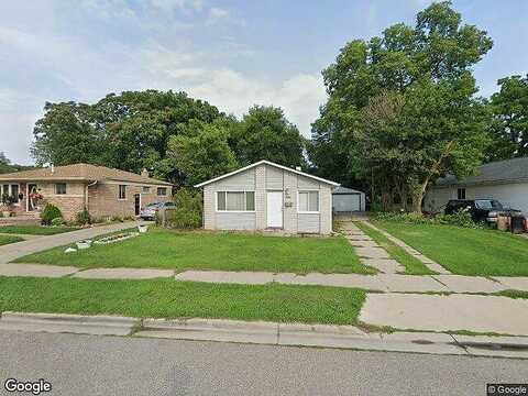 Meadle, MOUNT CLEMENS, MI 48043