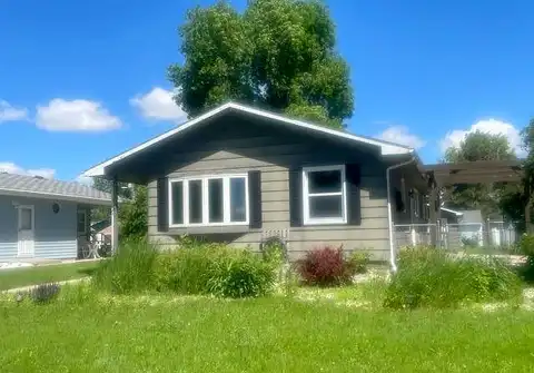 16Th, JAMESTOWN, ND 58401