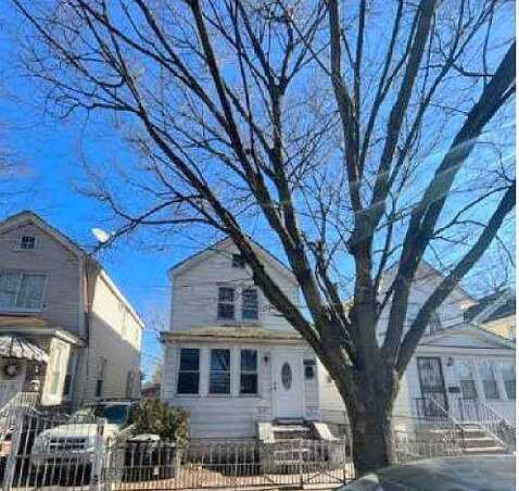 135Th, SOUTH OZONE PARK, NY 11420