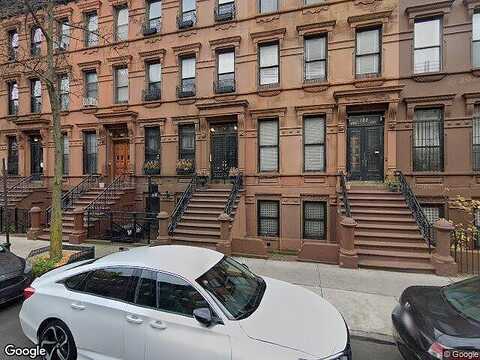 131St, NEW YORK, NY 10027