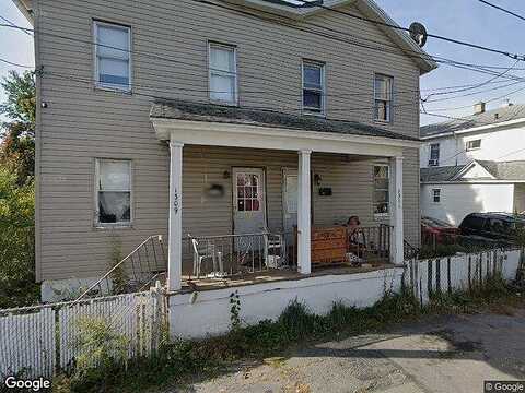 Division St, SCRANTON, PA 18504