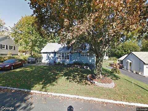 Oak, GARNERVILLE, NY 10923