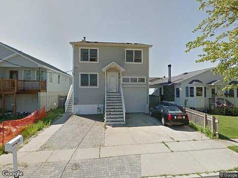 Piave, LINDENHURST, NY 11757