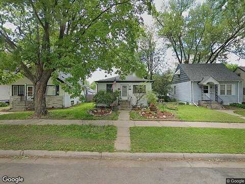 Hawthorne, SAINT PAUL, MN 55119