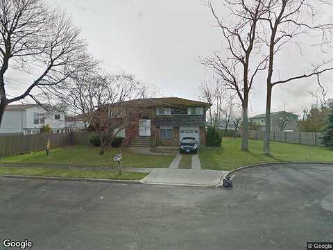 Major, MASSAPEQUA, NY 11758