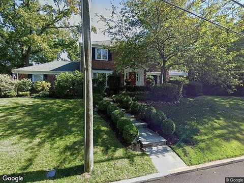 Shore, MANHASSET, NY 11030