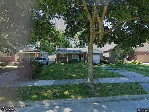 Shady Lane, SAINT CLAIR SHORES, MI 48080