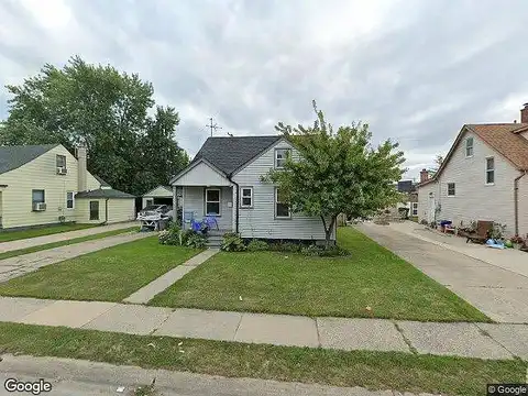 Glen, SAINT CLAIR SHORES, MI 48080