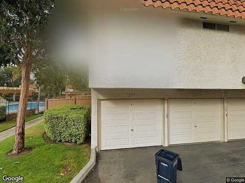 Malaga, LAKE FOREST, CA 92630