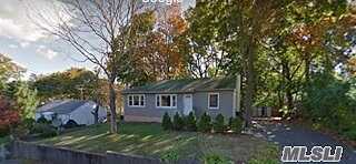 Overhill, ROCKY POINT, NY 11778