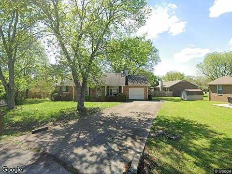 Short, SMYRNA, TN 37167