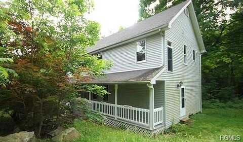 Gilbert, PUTNAM VALLEY, NY 10579