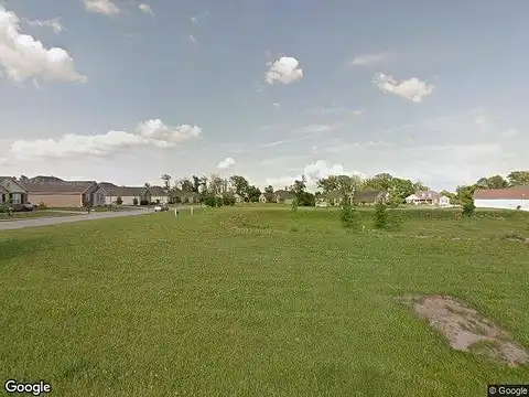 Amber Meadows, SWANSEA, IL 62226