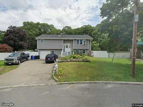 Circle E, PATCHOGUE, NY 11772