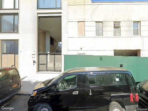 34Th, LONG ISLAND CITY, NY 11101