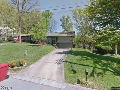 Deepwood, JOHNSON CITY, TN 37601