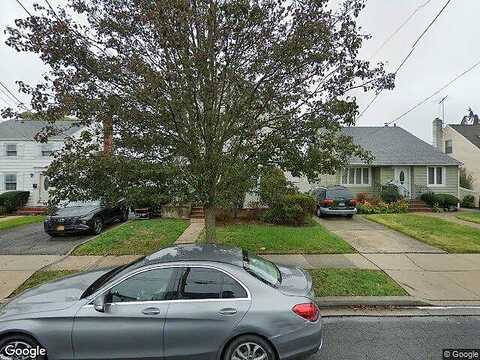 Holly, HEMPSTEAD, NY 11550