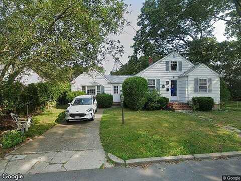 Clarendon, NORTH DARTMOUTH, MA 02747