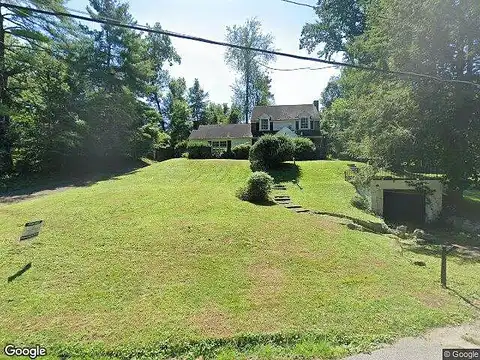 Woodland, HUNTINGTON, WV 25705