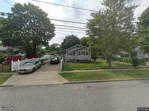 Elm, CENTRAL ISLIP, NY 11722