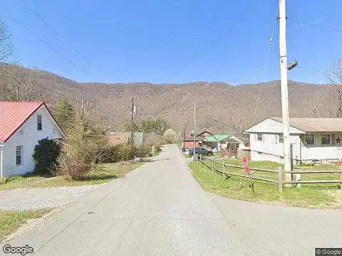 East South St S, BIG STONE GAP, VA 24219