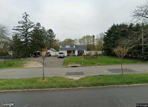 Larkfield, EAST NORTHPORT, NY 11731