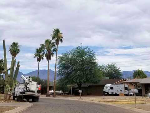 Barnan, TUCSON, AZ 85710