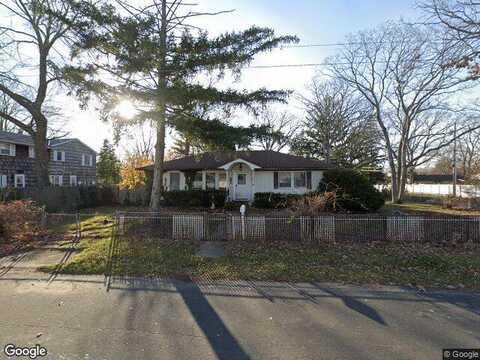 Jefferson Avenue, Deer Park, NY 11729