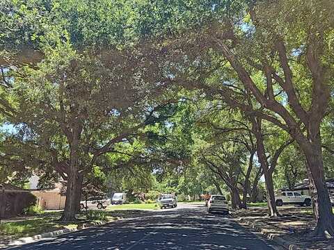 Marys Creek, BENBROOK, TX 76116