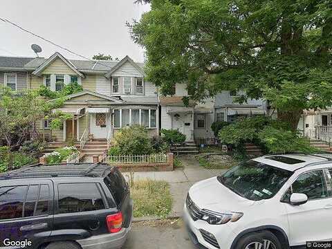 96Th, WOODHAVEN, NY 11421