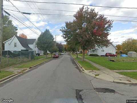 E Pearl St, FALCONER, NY 14733