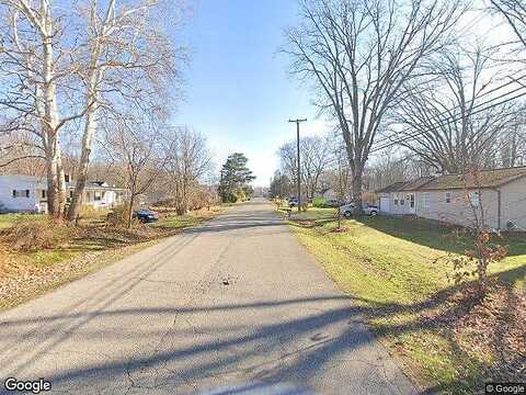 Lincoln Dr, GRAND BLANC, MI 48507