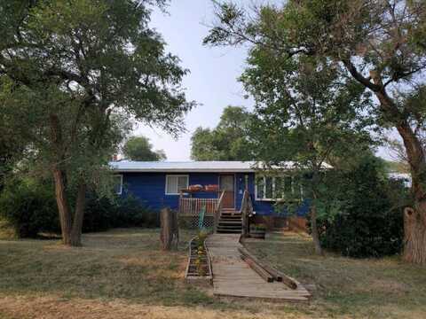 308 E Idaho Street, Isabel, SD 57633