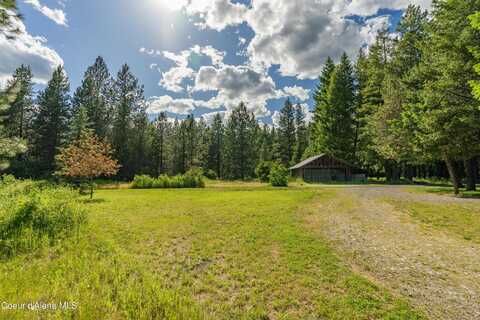 244 Bilderback Rd, Naples, ID 83847